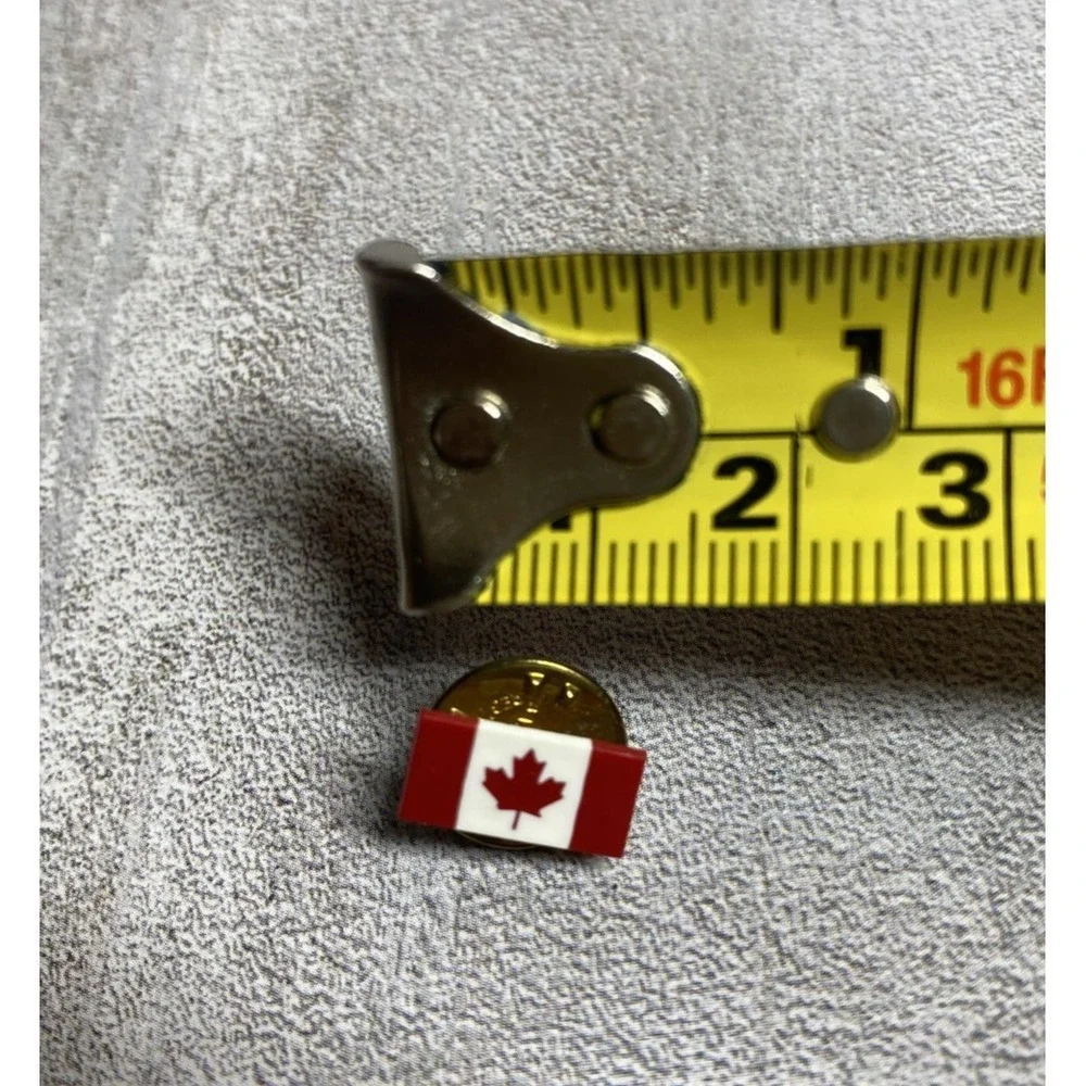 Canada Flag Lapel Pin Maple Leaf Enamel Gold Tone Tie Tack Badge Brooch Pinback